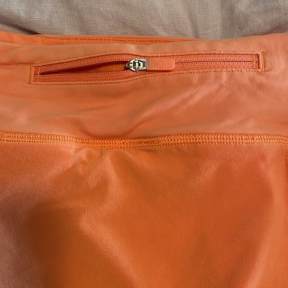 Lululemon skort in mango w internal pockets - Picture 5 of 10